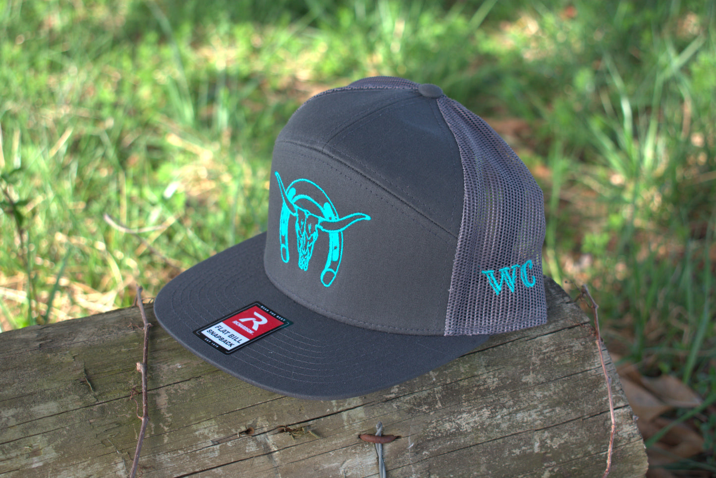 Horseshoe Longhorn Flat Brim