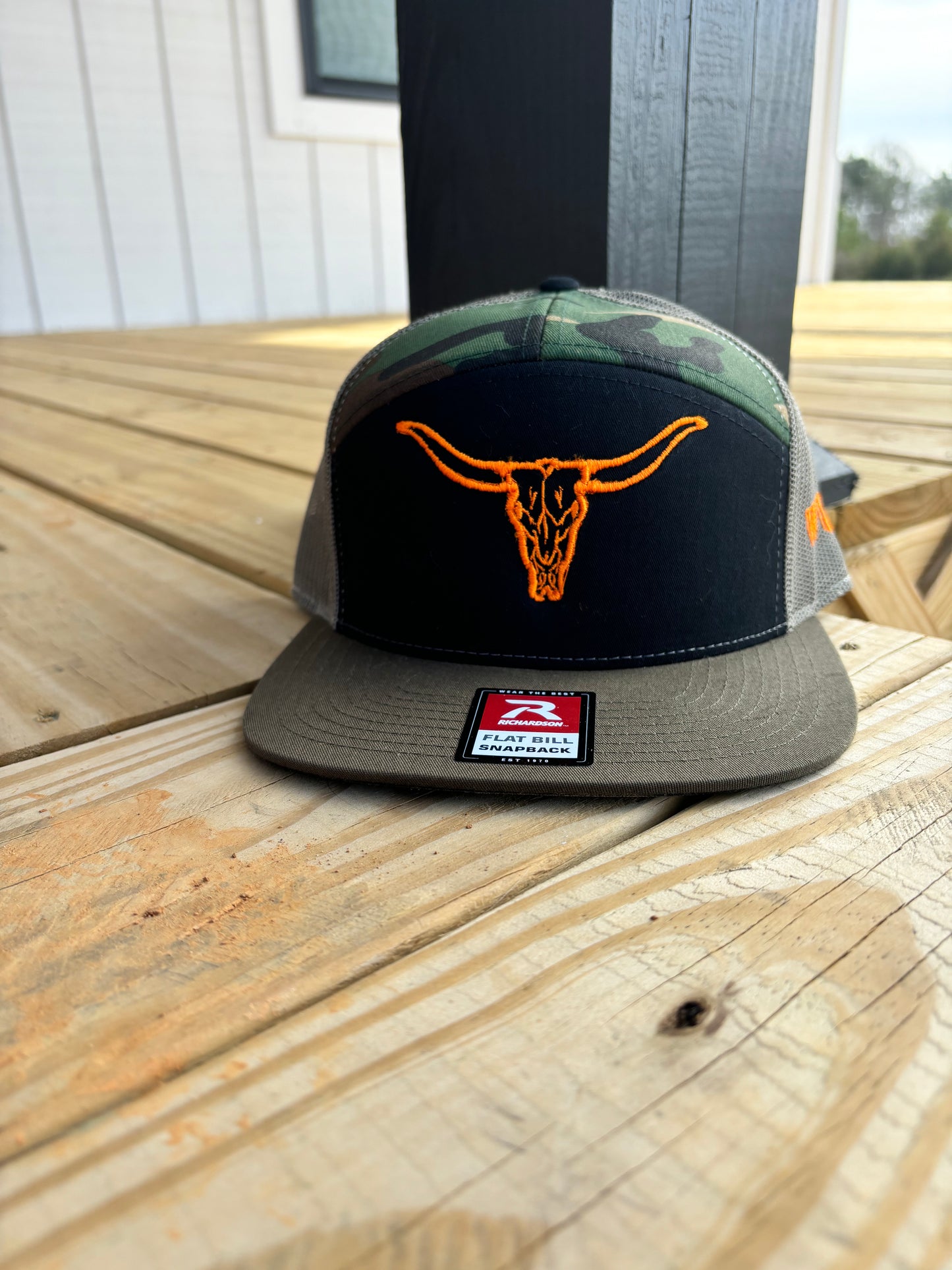 Longhorn Puff Flat Brim